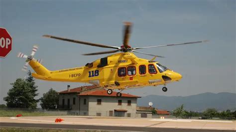 incidente san gimignano oggi|Rimorchio tir si ribalta colpendo famiglia turisti a S.Gimignano